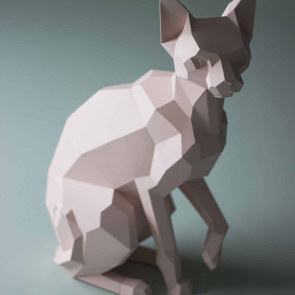 Papercraft de chat sphynx assis en origami 3D