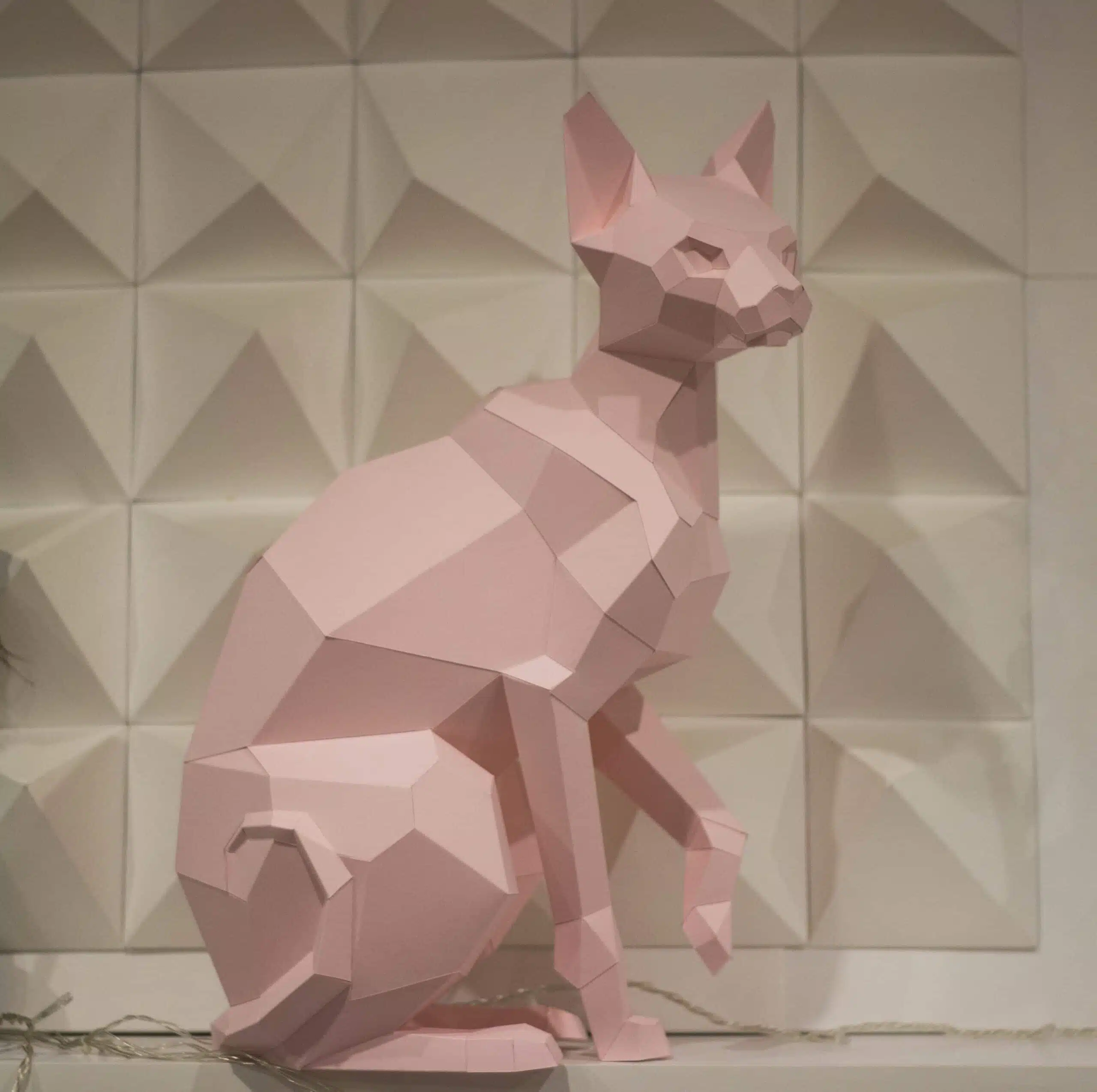 Sfinx kat sculptuur zittend papercraft, weergave 9