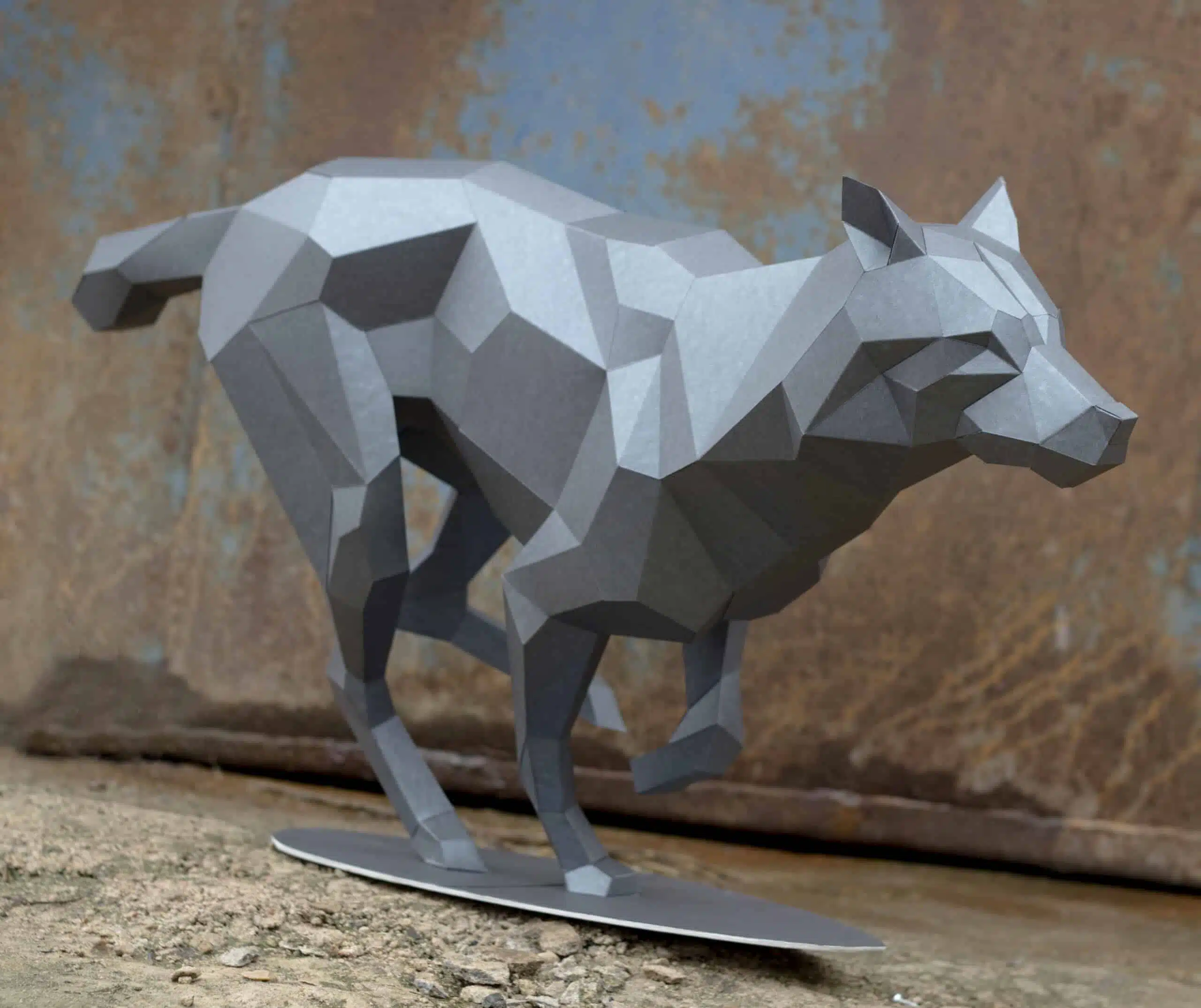 Lobo em papercraft 3D para montar – vista lateral