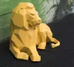 Leone disteso in papercraft 3D