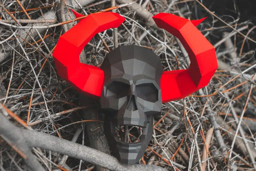 Crâne démoniaque avec cornes en papercraft 3D, modèle 3D