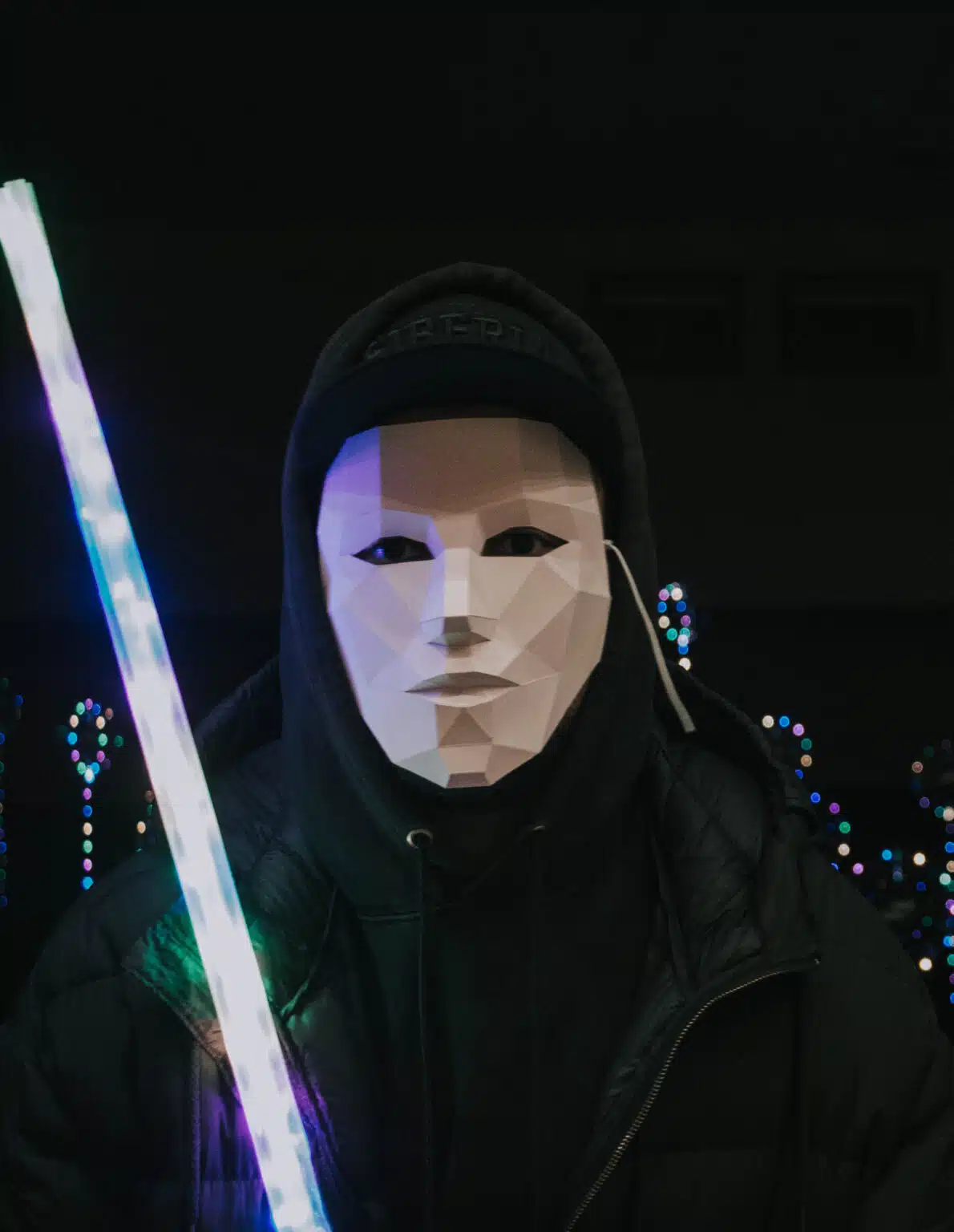 Papercraft of Venetian mask in origami 3D