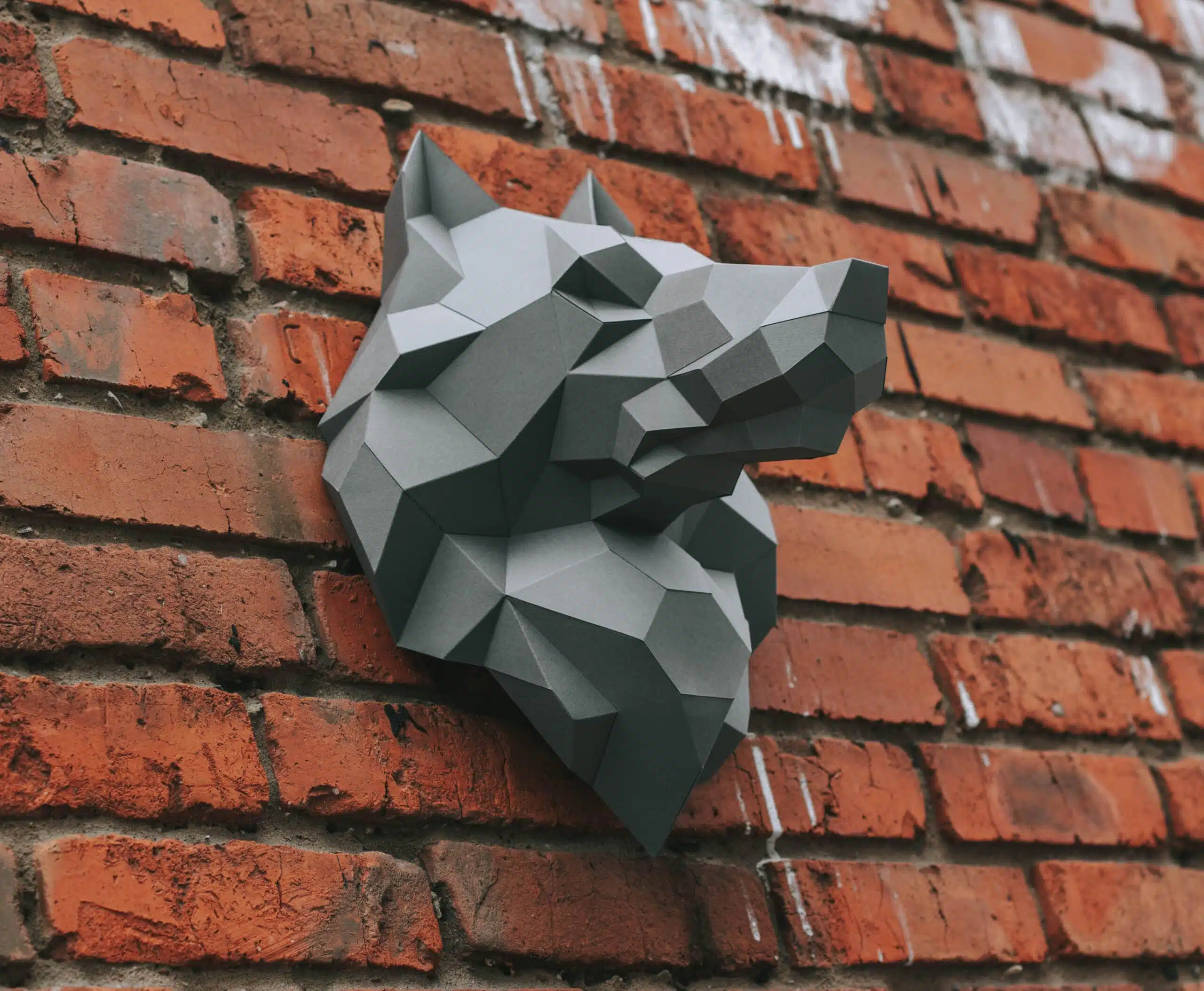 Cabeça de lobo em papercraft 3D – vista traseira