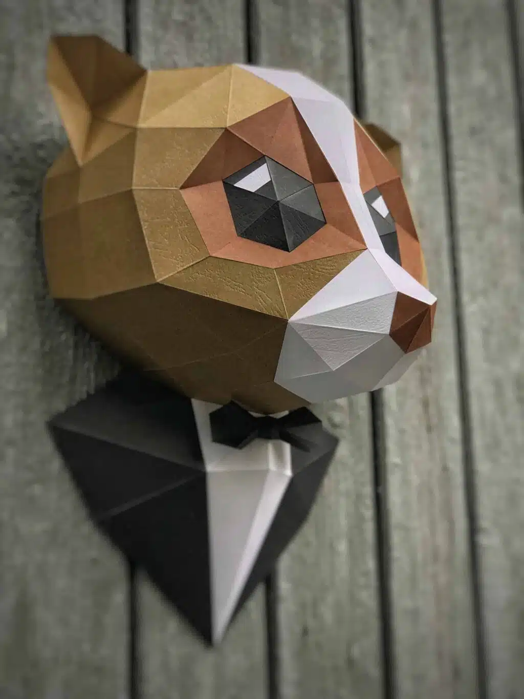 Aap in smoking papercraft 3D, weergave 2