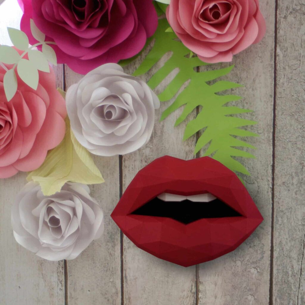 Papercraft of 3D red lips in origami