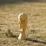 Papercraft de trofeo de fútbol en origami 3D