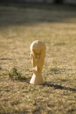 Papercraft de trofeo de fútbol en origami 3D