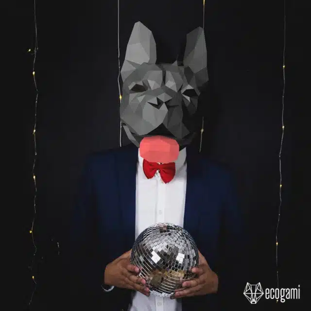 Papercraft máscara de buldogue francês em origami