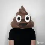 Papercraft máscara do Emoji Cocô em origami