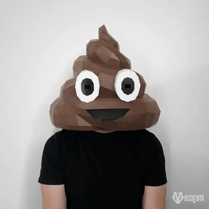 Papercraft máscara do Emoji Cocô em origami