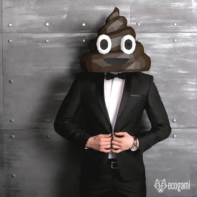 Papercraft máscara do Emoji Cocô em origami