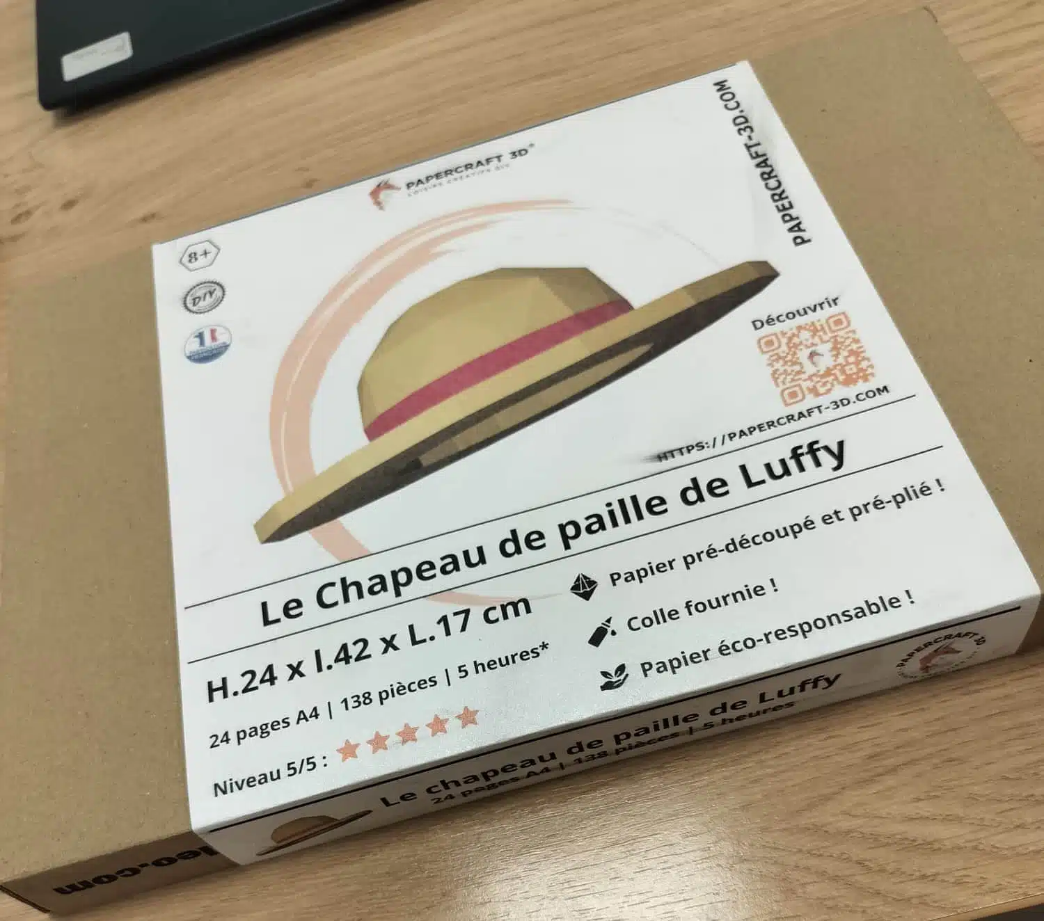 Papercraft di scatola rigida in origami 3D Papercraft di scatola rigida in origami 3D