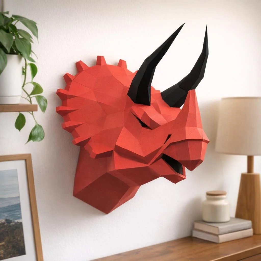 Papercraft de dinosaurio cabeza de tricératops mural en origami