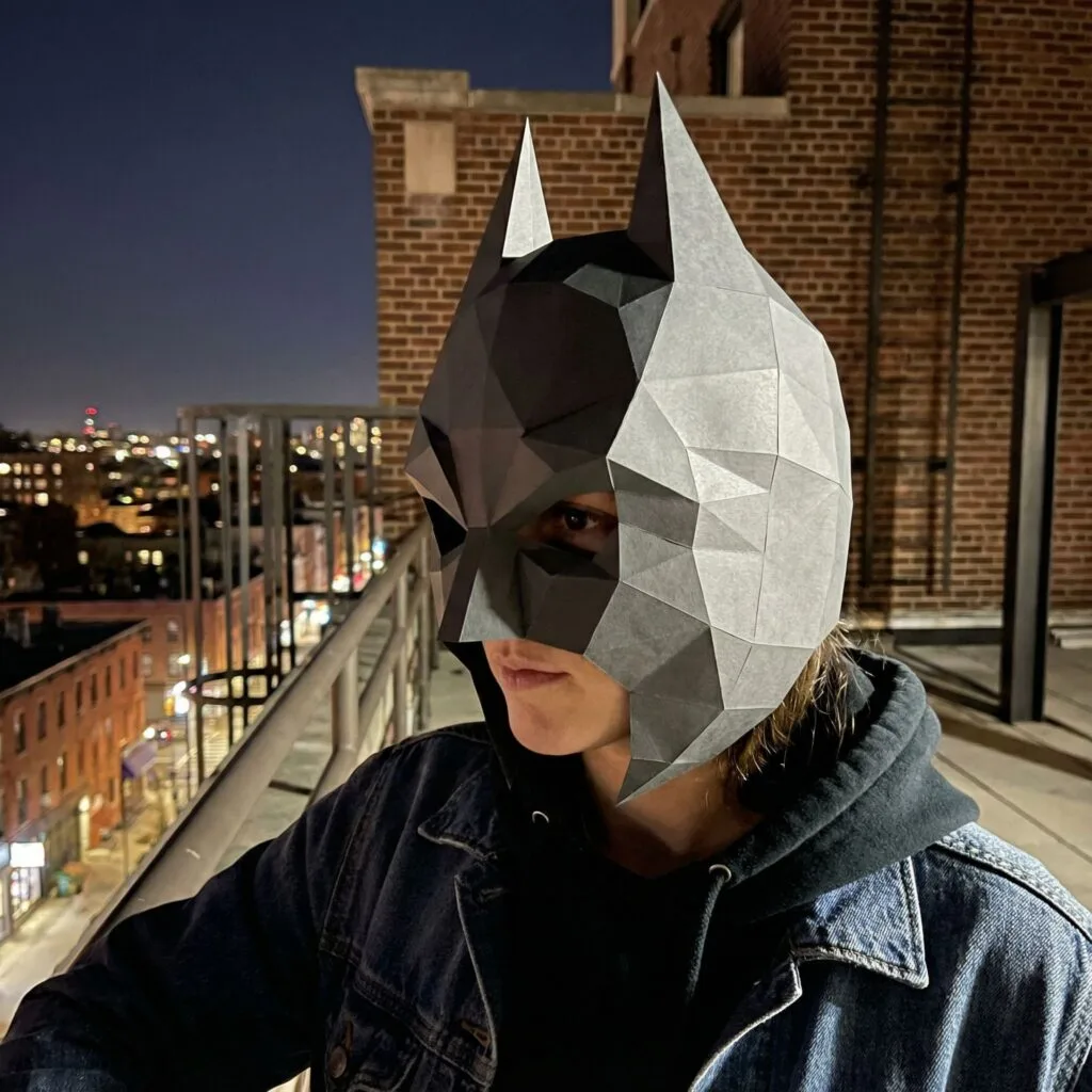Papercraft Batman-Maske als 3D-Origami