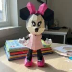 Papercraft de Minnie en origami 3D
