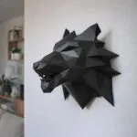 Papercraft tête de loup murale en origami, vue 2