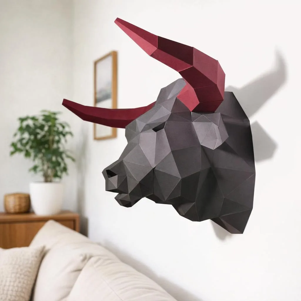 Papercraft Stierkopf mit roten Hörnern als Origami