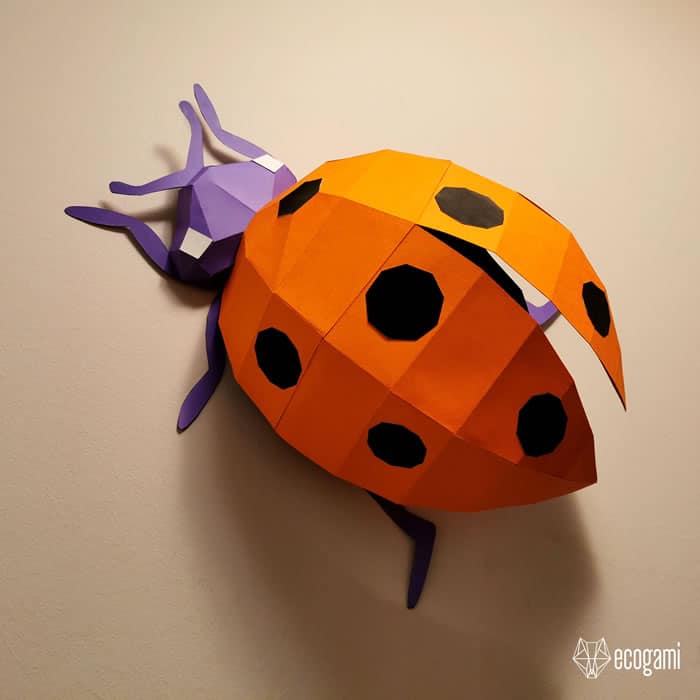 Papercraft de coccinelle en origami 3D Papercraft de coccinelle en origami 3D