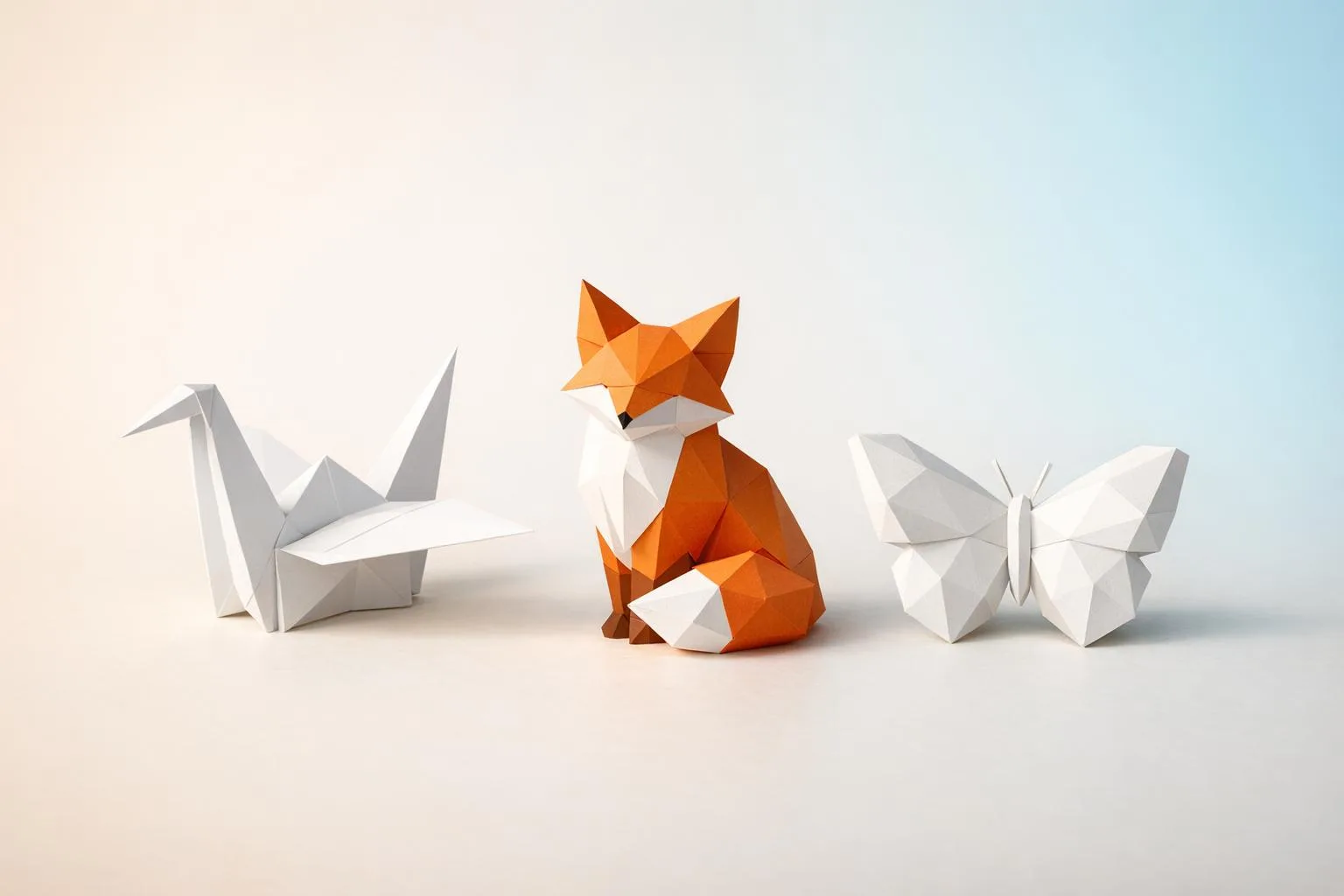 Papercraft vs origami : différences, techniques et lequel choisir