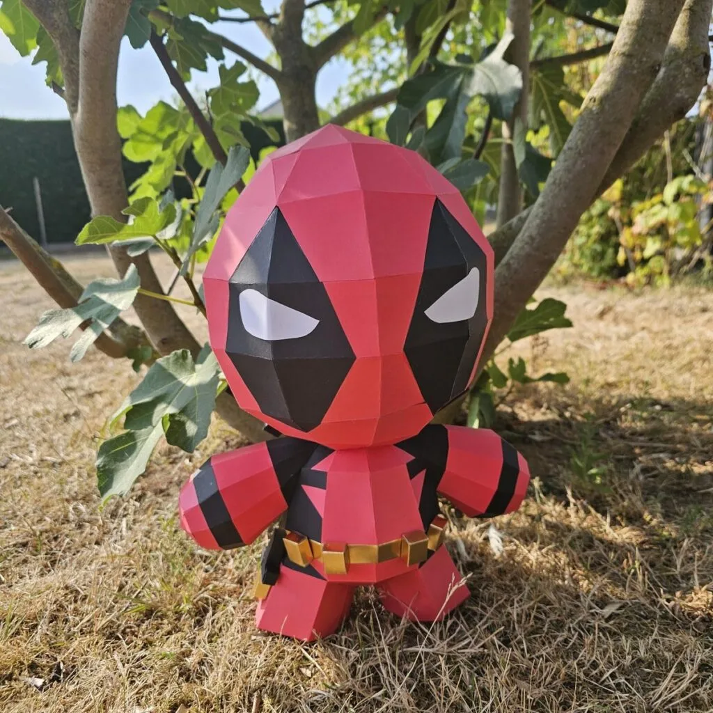 Papercraft Baby Deadpool als 3D-Origami