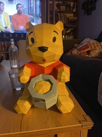 Papercraft von Winnie Puuh als 3D-Origami
