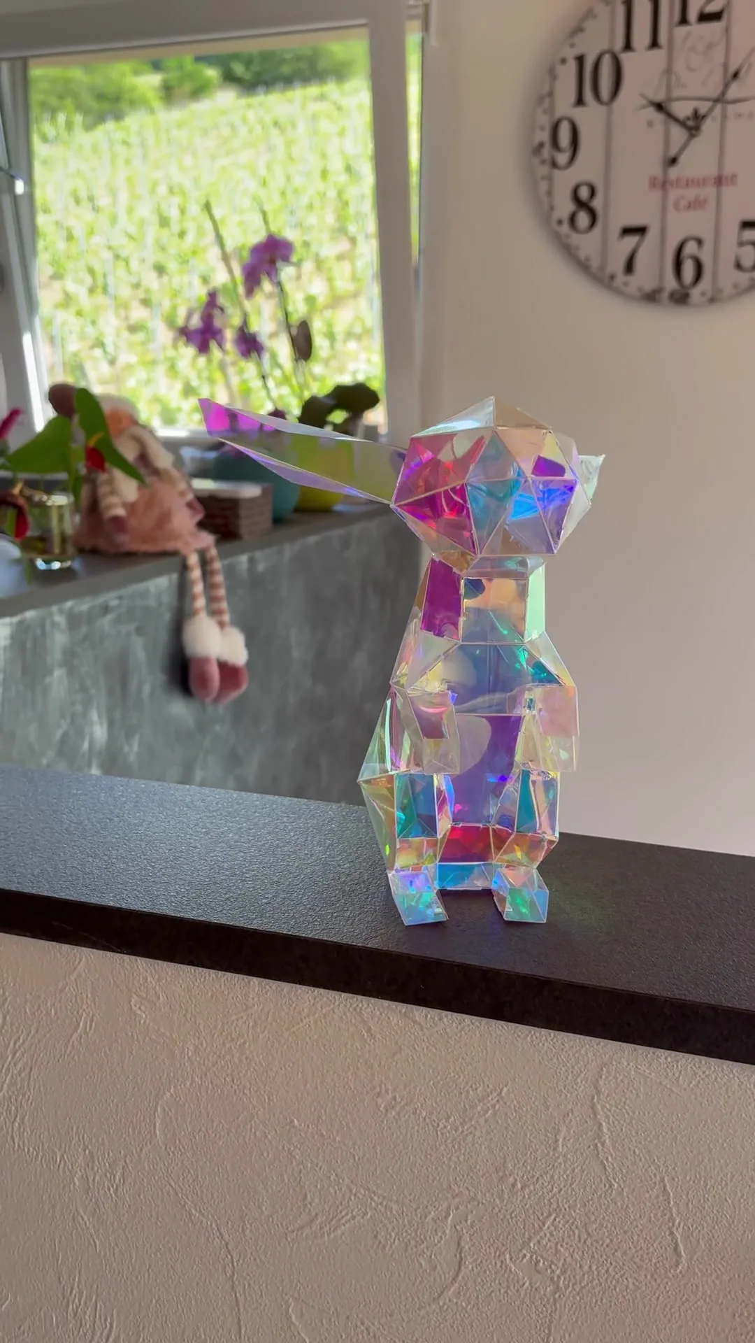 Lapin en papercraft plastique holographique lumineux