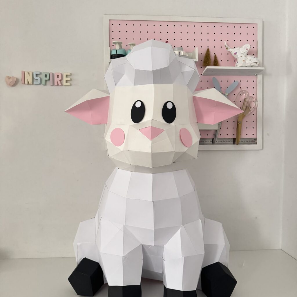 3D origami sitting sheep papercraft 3D origami sitting sheep papercraft