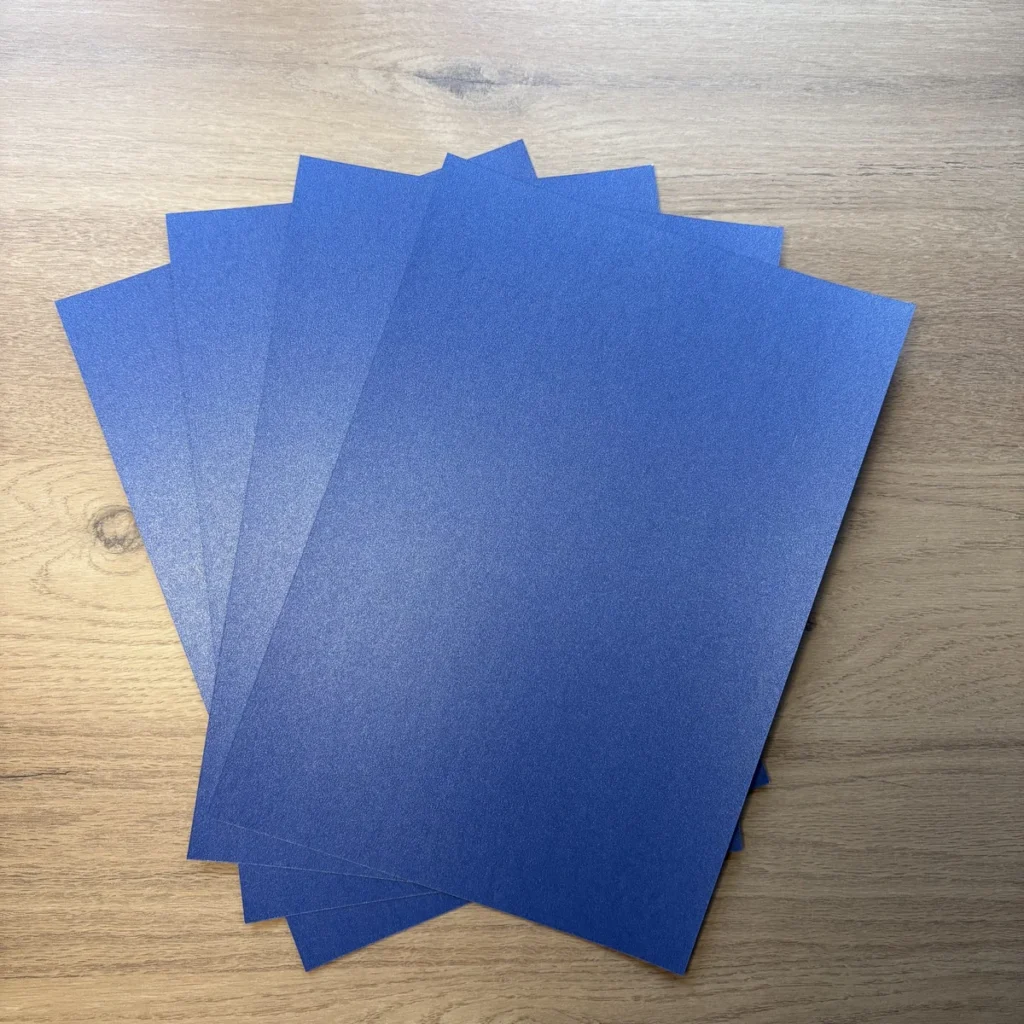 Royal blue glossy cardstock A4 – over 180 gsm