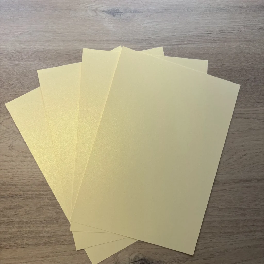 Papier cartonné Ivoire brillant