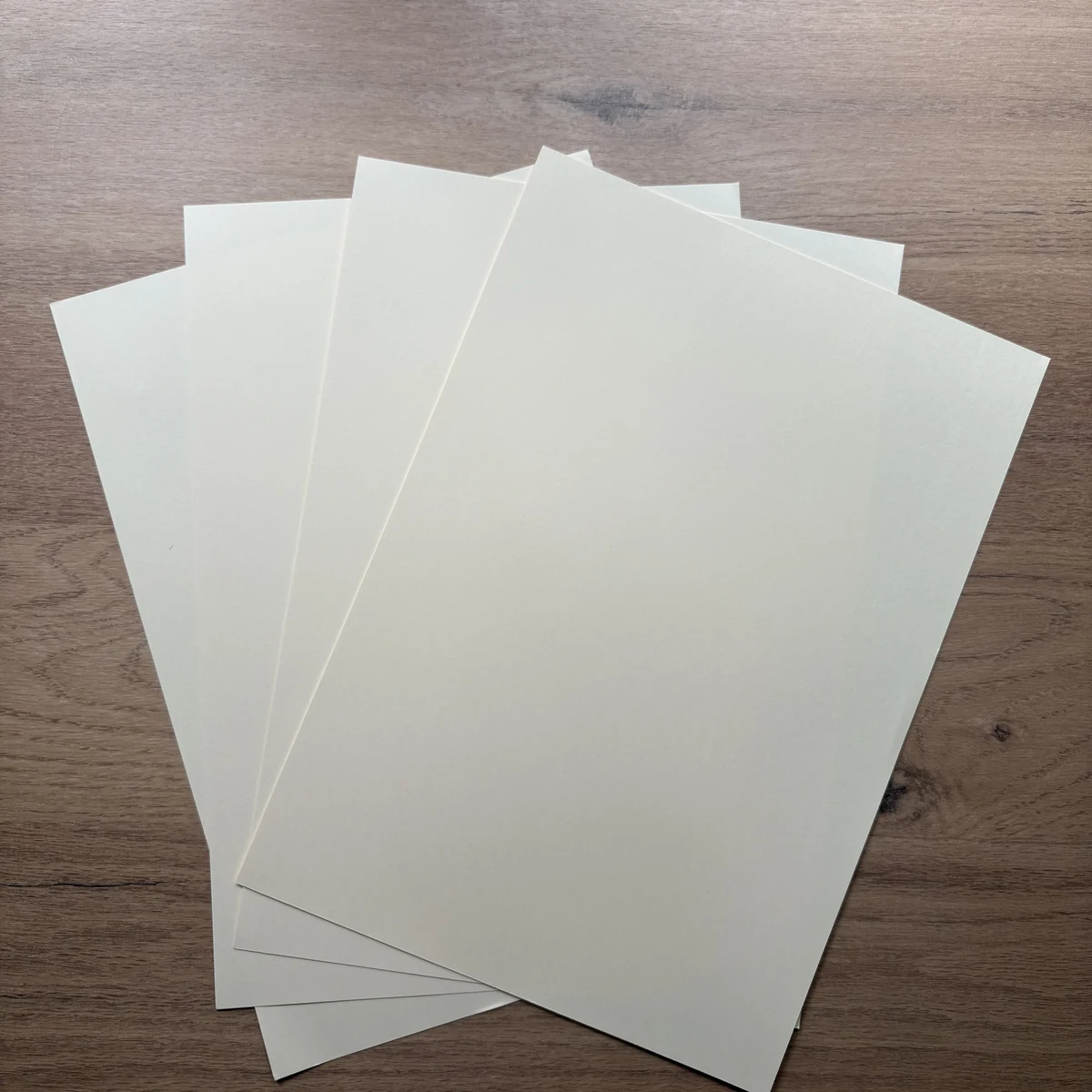 Ivory matte cardstock A4 – over 180 gsm Ivory matte cardstock A4 – over 180 gsm