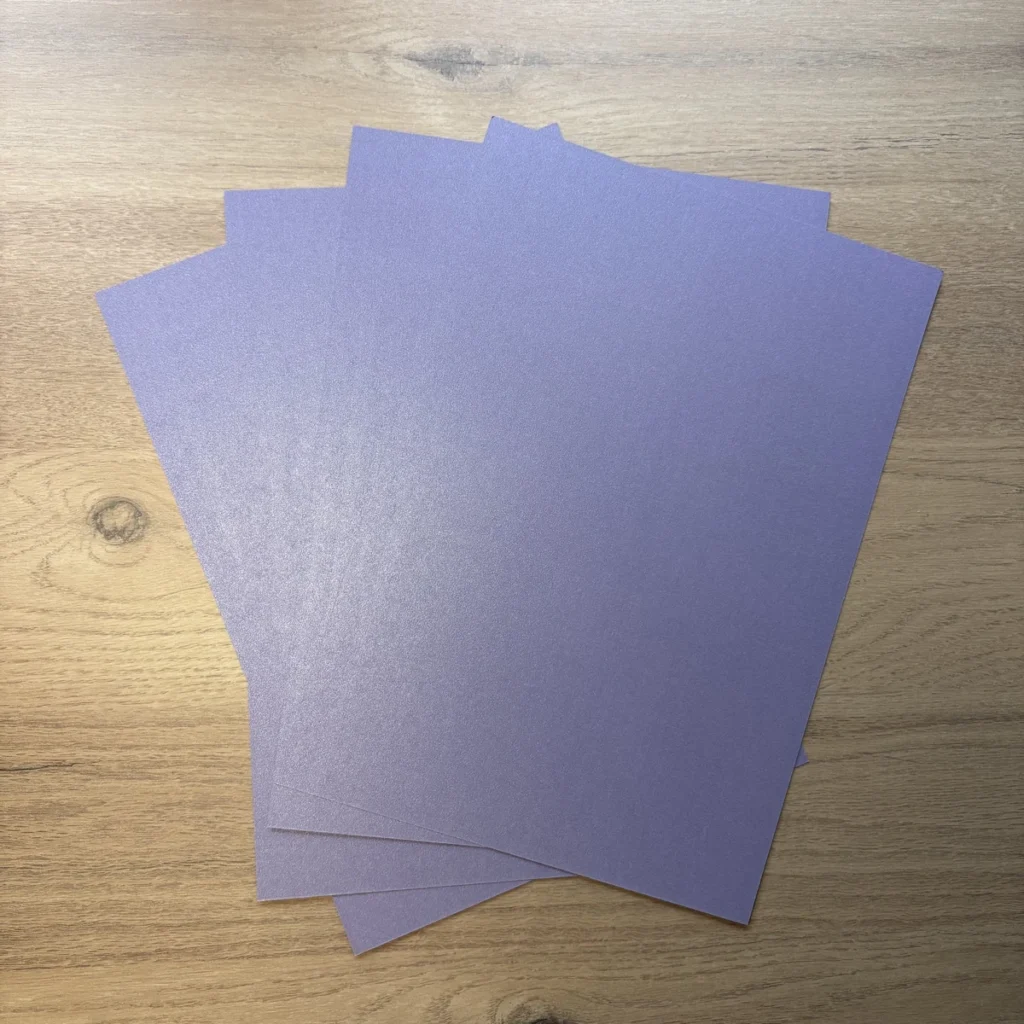 Lavender glossy cardstock A4 – over 180 gsm