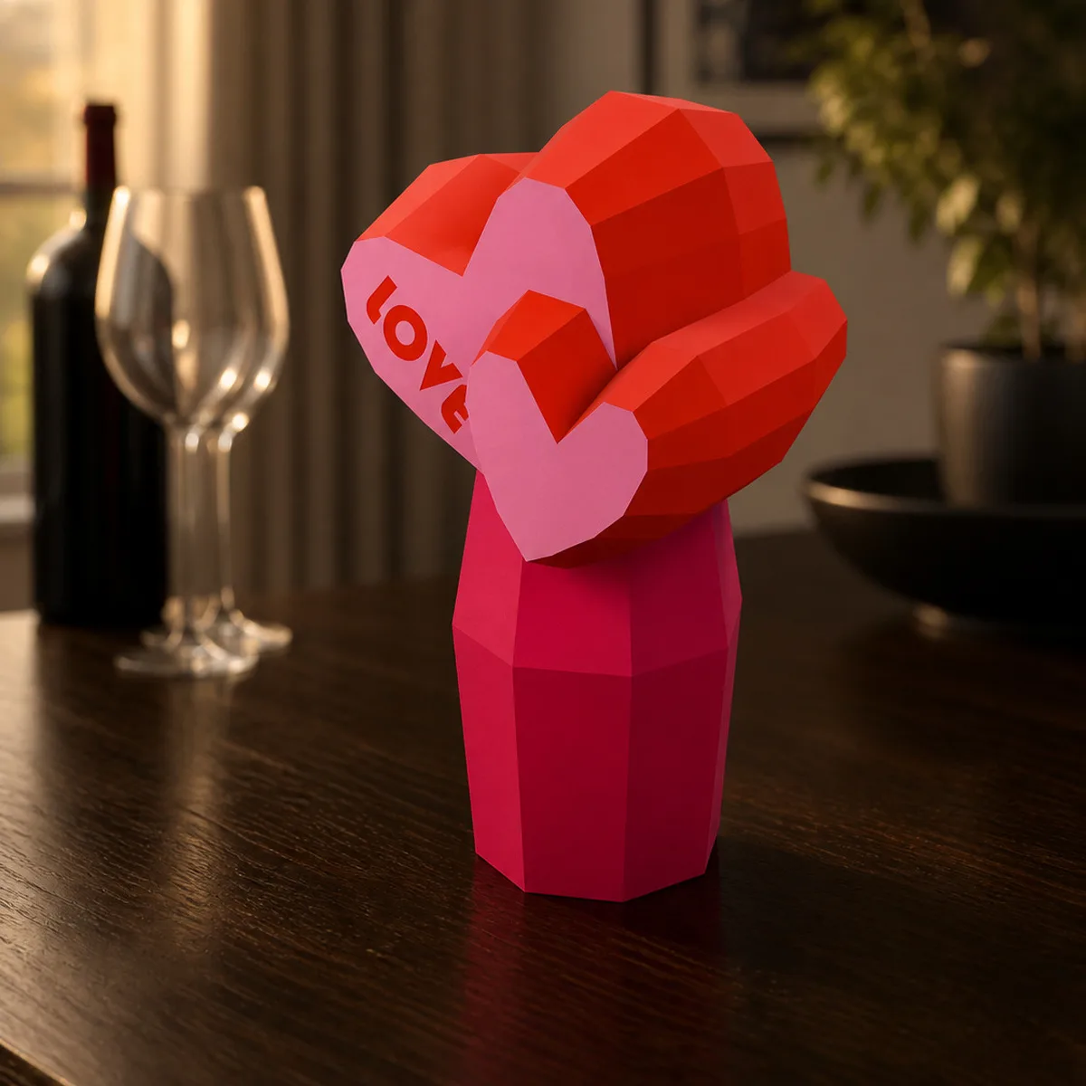 “Love” wijnfleshouder in 3D-papercraft